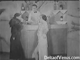 真实 葡萄收获期 xxx 电影 1930s - 女女男 三人行